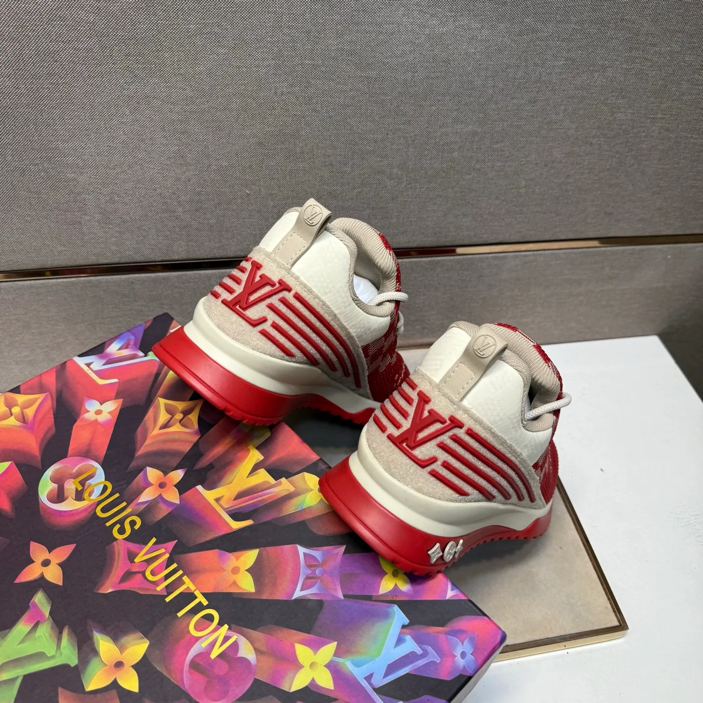 ⬛️Men's shoes 💰p480 [LV～] Men's casual shoes 2025z cabinet sales simultaneously 🔶Size: 38-44 #️⃣ 🔷7 colors🔜The upper is made of multi-material splicing➕Mesh lining, comfortable and breathable, sole: original comfortable and wear-resistant outsole, ⚠️real thing📱photographed🎬real thing is better📢📢📢
